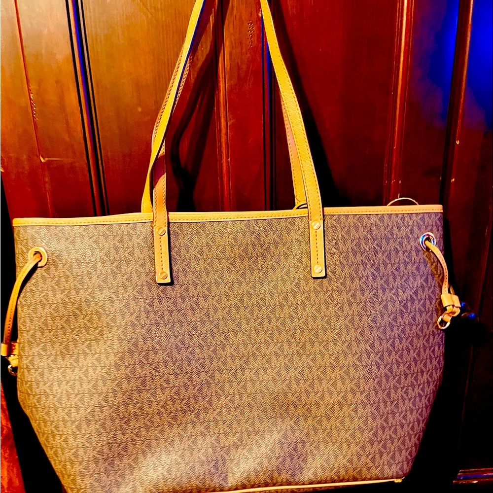 Michael Kors big purse
